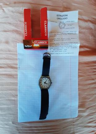 Кварцовий годинник.