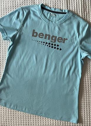 Benger, спортивна блакитна футболка, розмір 36 s