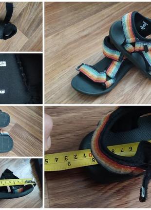 Сандалии