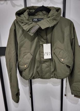 Стильная женская куртка осени zara