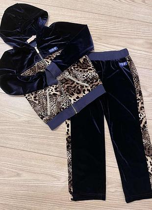 Спортивний костюм