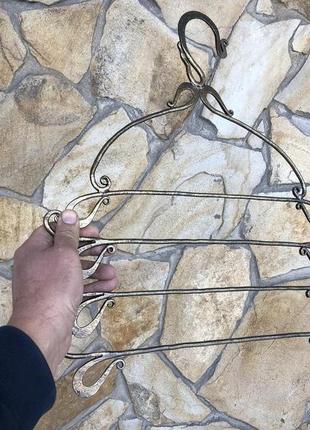 Кованая многоярусная вешалка для брюк