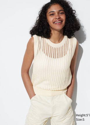 Короткий джемпер без рукав из сетки uniqlo