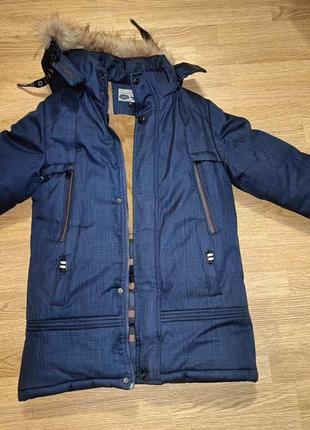 Зимова куртка на підлітка, пуховик