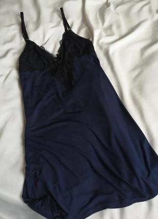 Красивий пенюар