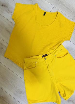 Шорты и муслин футболка