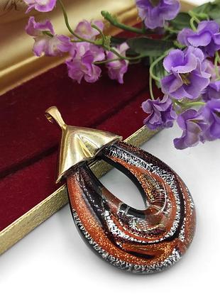 Большой массивный кулон из художественного стекла