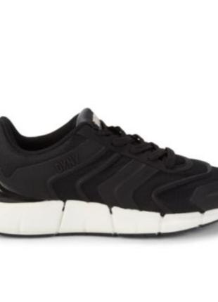 Продам фирменные кроссовки dkny