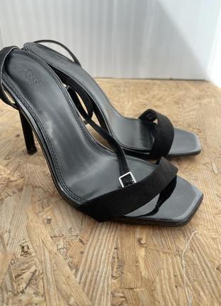 Чорні босоніжки asos, 37 розмір