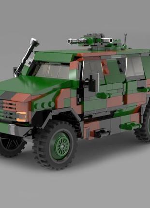 Конструктор бронетранспортер atf dingo 670 деталей xingbao