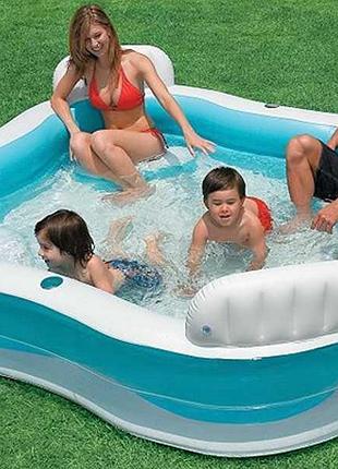 Сімейний надувний басейн