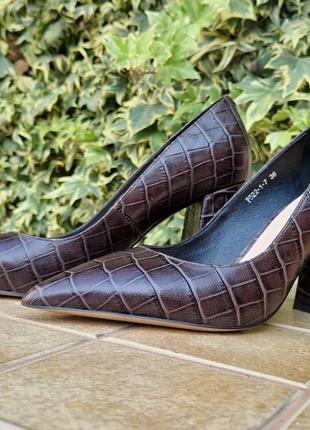 Туфли на подборах