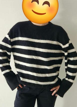 Светр oversize