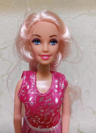 Кукла красавица новая