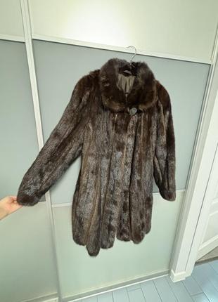 Норкова шуба зі зміїними вставками. німеччина