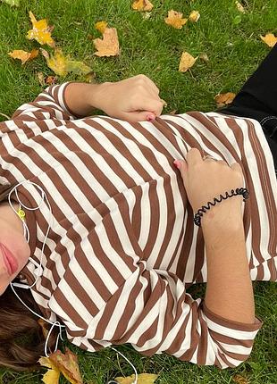 Коричнева кофта в смужку defacto