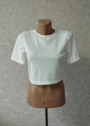 Короткий топ білого кольору boohoo