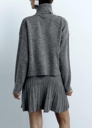 Сірий демісезонний светр оверсайз zara