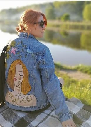 Джинсова куртка з ручним розписом