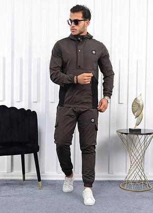 Брендові костюми