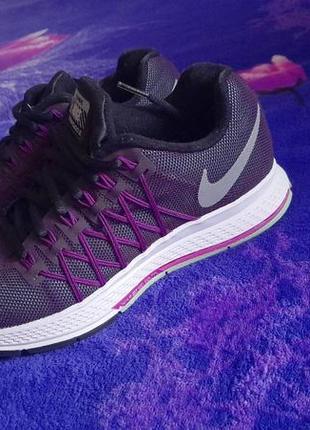 Кросівки nike