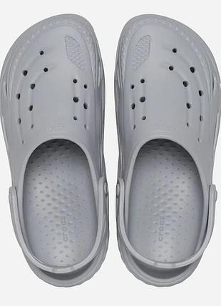 Чоловічі шльопанці крокси crocs off grid clog 209501-0073 фото