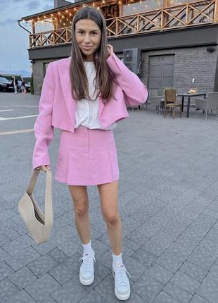 Рожевий костюм zara