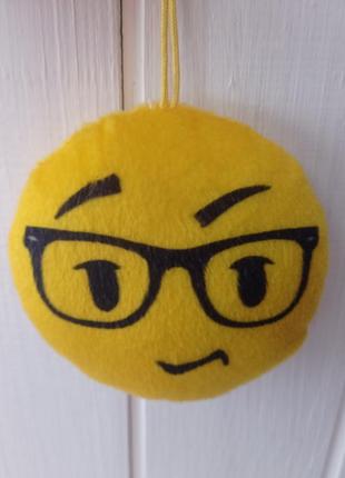 Брелок на рюкзак сумку смайл смайлик