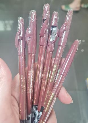 Олівець для губ eveline 18 light plum, 26 runway plum 2