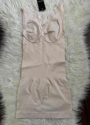 Коригуюче плаття esmara