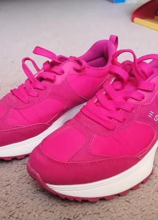 Кросівки esprit 38