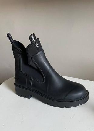 Женские челси резинкав стиля mid rainboot chelsea calvin YW0YW00747 klein jeans ywoyw01034🤩9 фото