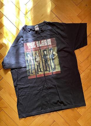 Футболка з принтом/ рок- група the alarm/ fruit of the loom