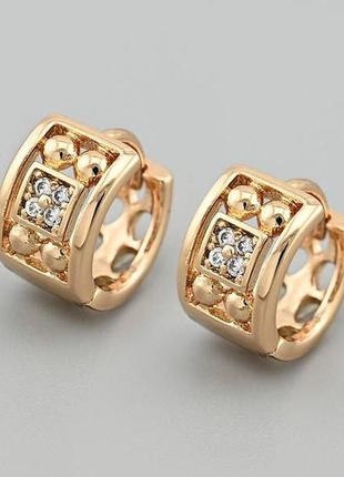 Сережки з медичного золота