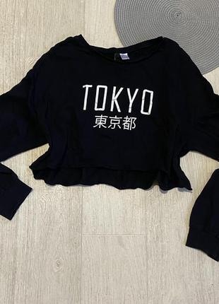 Стильний чорний укорочений світшот, толстовка divided (h&m) худи толстовка  кроп топ укорочений свитшот tokyo