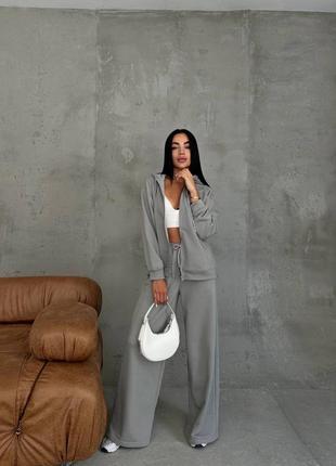 Спортивний костюм