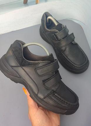Черевики clarks