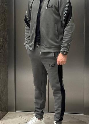 Спортивный костюм в стиле armani
