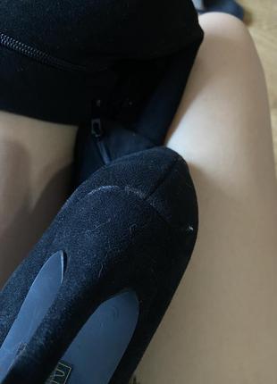 Черевики/ботфорти на каблуку замшеві