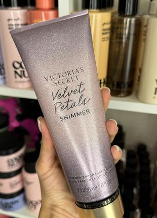 Лосьон для тела victoria’s secret velvet petals shimmer оригинал