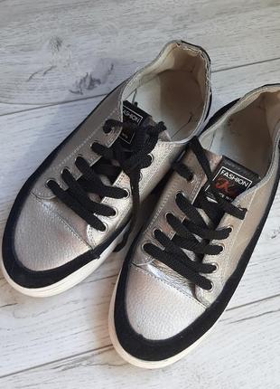 Кожаные лоферы