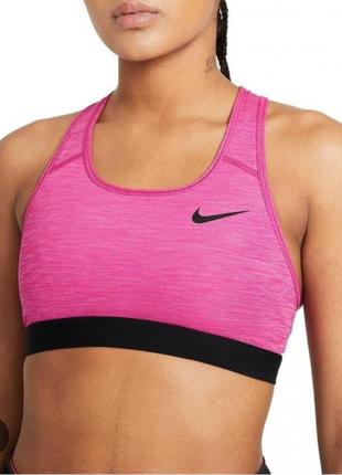 Топ спортивный nike