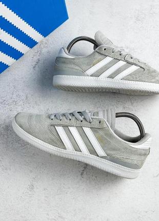 Кросівки adidas