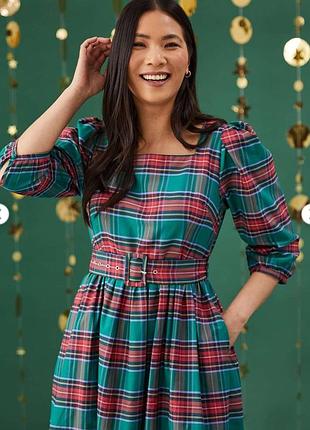 Платье с пышными рукавами jianie