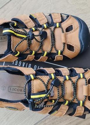 Черевики чоловічі licorn.