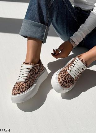Кросівки кеди текстиль леопардові леопард на високій підошві платформі танкетці масивній