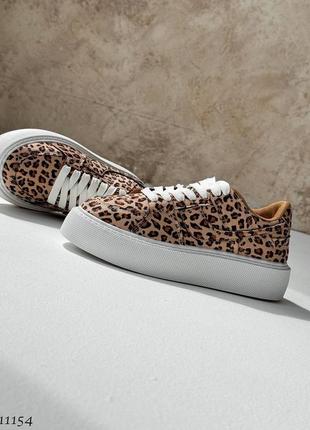 Кросівки кеди текстиль леопардові леопард на високій підошві платформі танкетці масивній