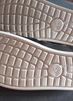 Чоловічі кросівки 4