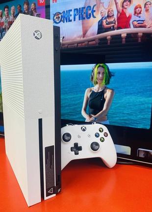 Игровая приставка xbox one s 1 терабайт + 1 геймпад