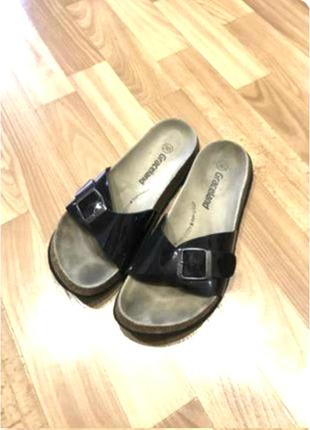 Шлепы лаковые ортопедические